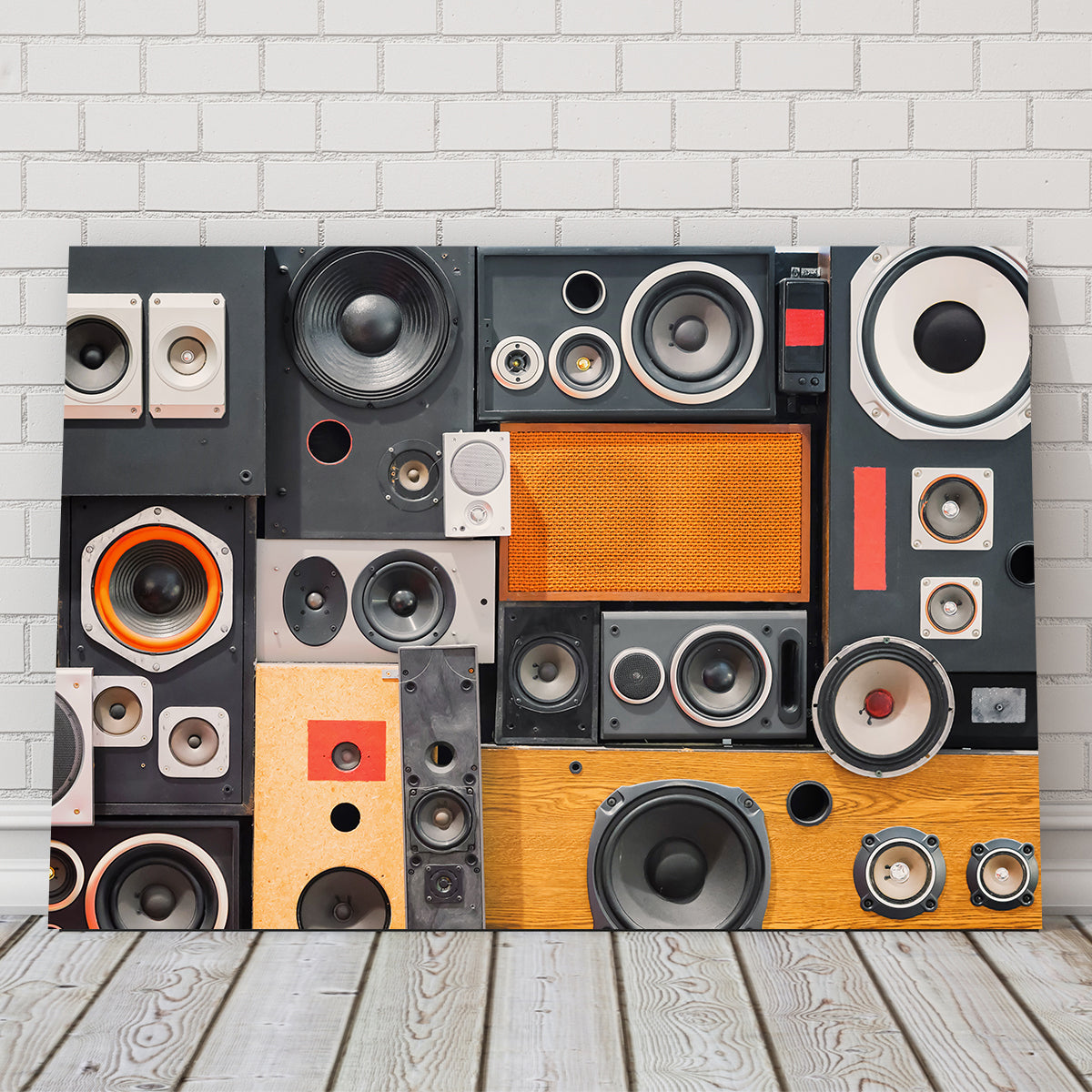 Vintage-Style Retro Speakers with Premium Features