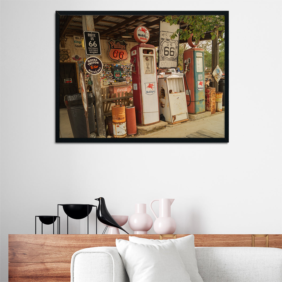 Authentic Route 66 in Arizona Canvas Prints