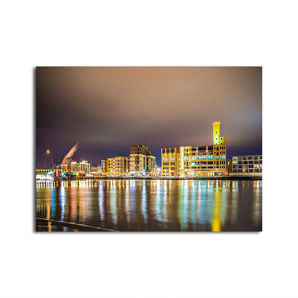 Stunning Green Bay City Skyline Wall Art for Your Home Decor